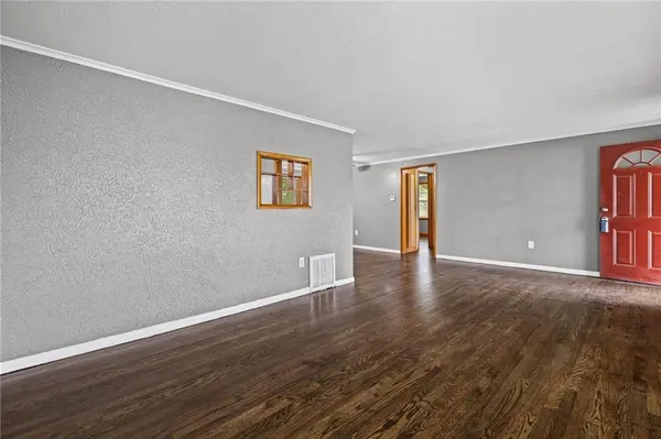 11517 Greenwood ST, Kansas City, MO 64134