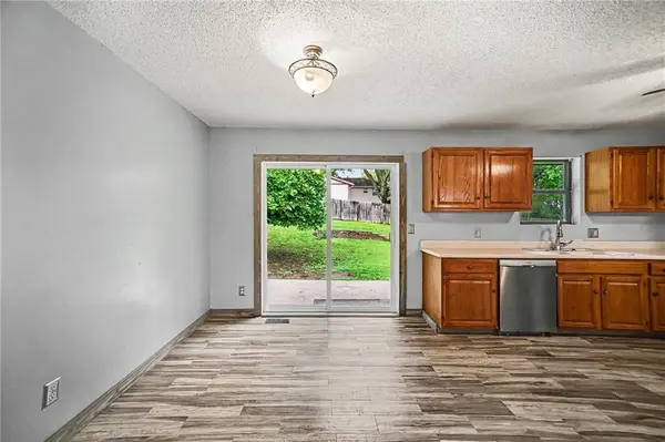 6110 28th street TER, Country Club, MO 64505