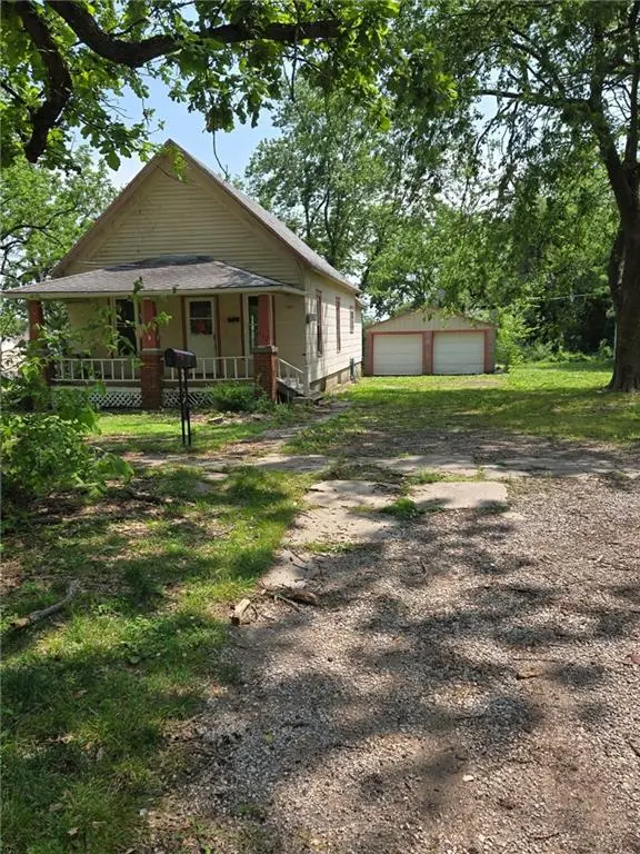 117 Pacific AVE, Osawatomie, KS 66064