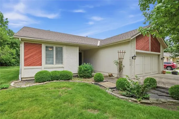 16510 W 133rd ST, Olathe, KS 66062