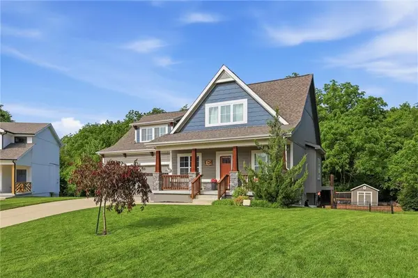 295 Fawn LN, Liberty, MO 64068