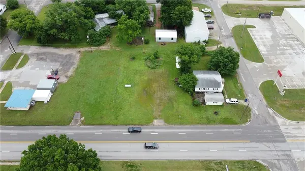 209 & 0000 S McGee ST, Caney, KS 67333