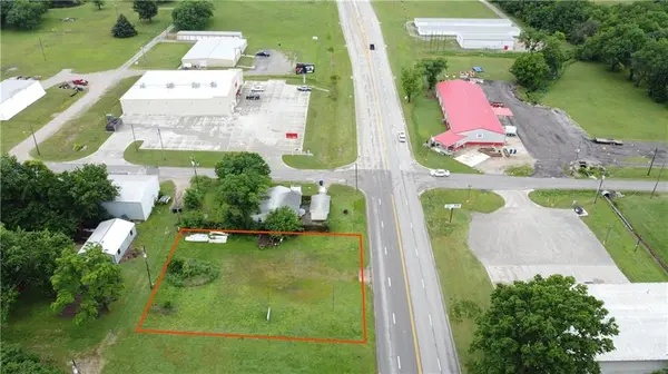 209 & 0000 S McGee ST, Caney, KS 67333