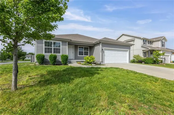 17186 S Pratt ST, Gardner, KS 66030