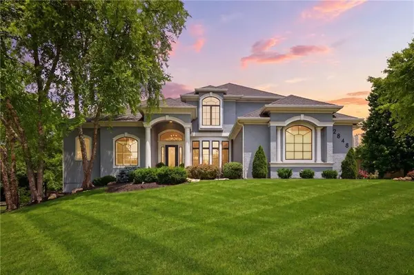 2848 W 138TH TER, Leawood, KS 66224