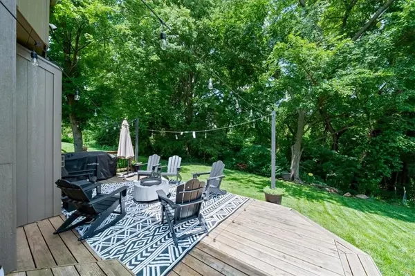 22726 W 44TH ST, Shawnee, KS 66226