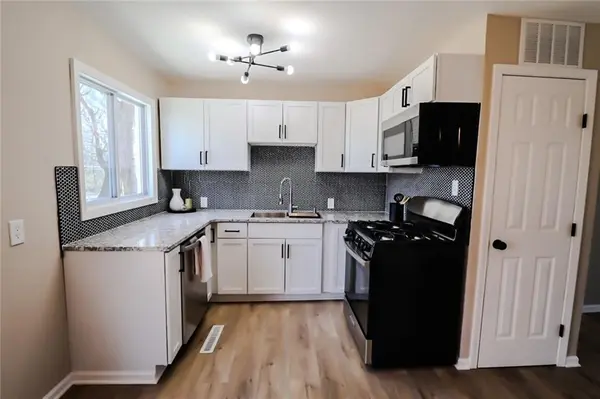 5151 N Winchester AVE, Kansas City, MO 64119