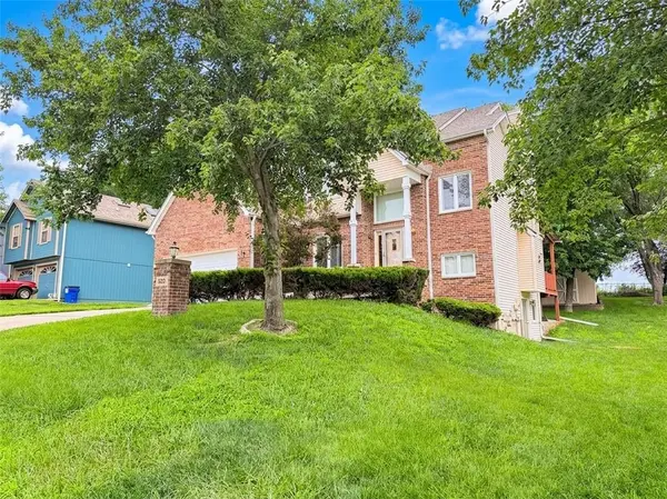 5201 N Pennsylvania AVE, Kansas City, MO 64118