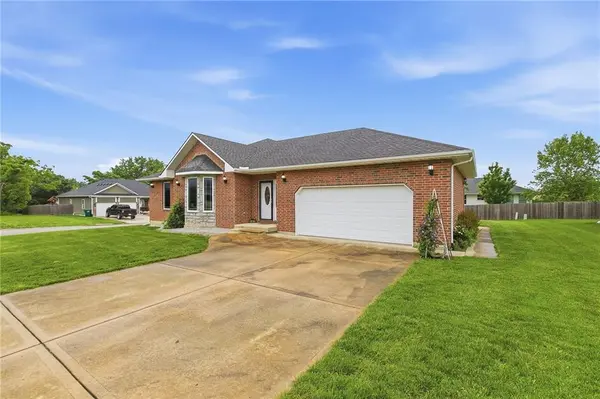 201 S Wilson ST, Archie, MO 64725