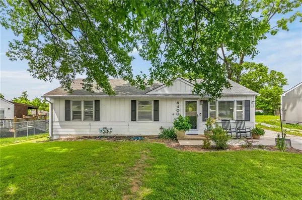 8400 E 47th TER, Kansas City, MO 64129