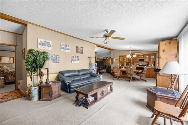8110 171st RD, Burden, KS 67019