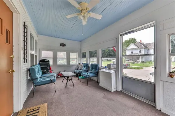 208 S 14th ST, Independence, KS 67301