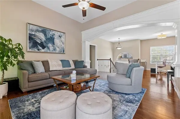 9704 N Donnelly AVE, Kansas City, MO 64157