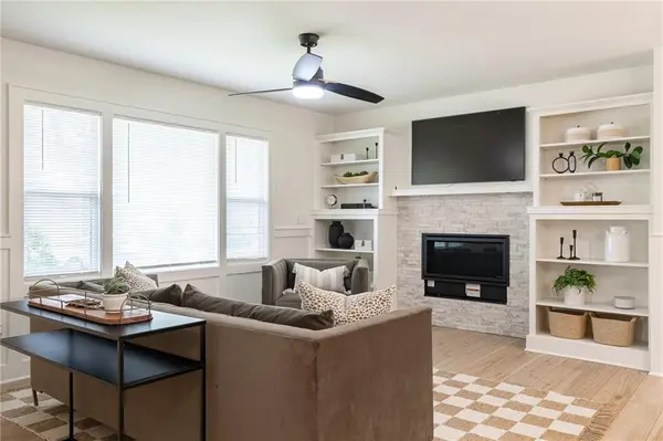 6001 Fairlane DR, Kansas City, MO 64134