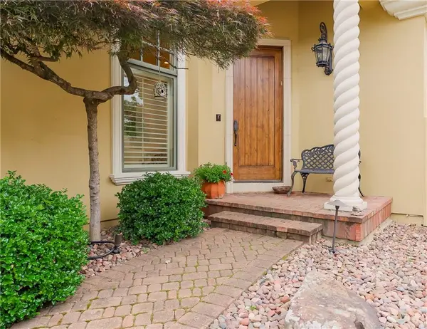 3411 W 138th ST, Leawood, KS 66224