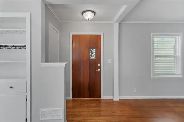 11416 W 61 TER, Shawnee, KS 66203