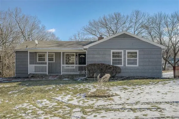 7857 James A Reed RD, Kansas City, MO 64138