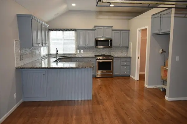 3800 Richmond DR, Leavenworth, KS 66048