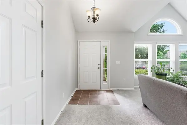 14668 W 151st TER, Olathe, KS 66062