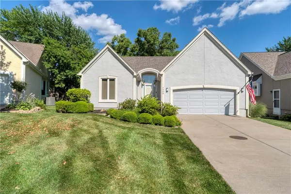 7809 W 117TH TER, Overland Park, KS 66210