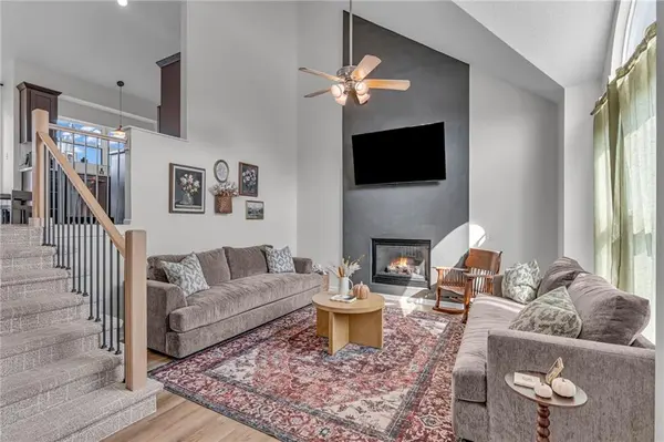 33046 W 88th TER, De Soto, KS 66018