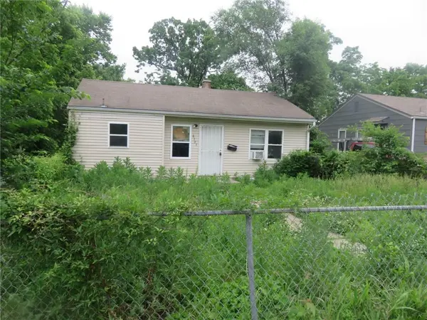 8321 Olive ST, Kansas City, MO 64132