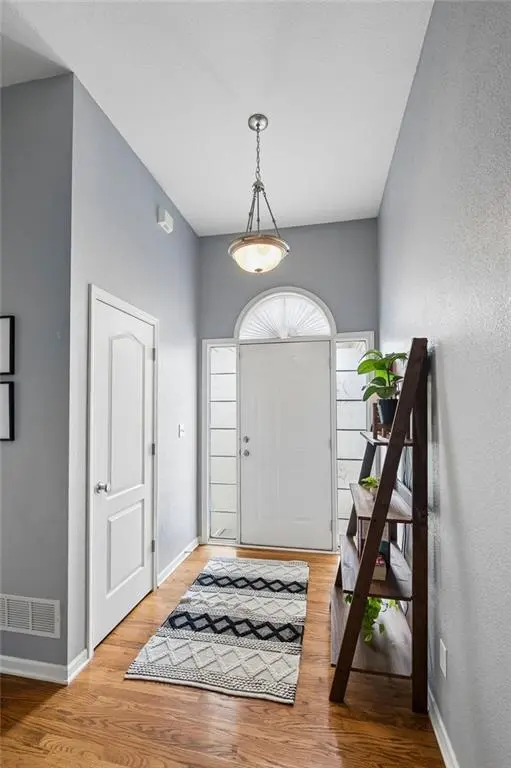 9508 N Main ST, Kansas City, MO 64155