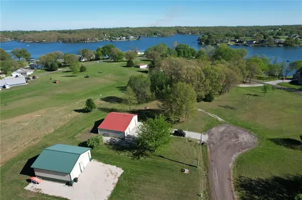 103 Gulfstream DR, Gallatin, MO 64640