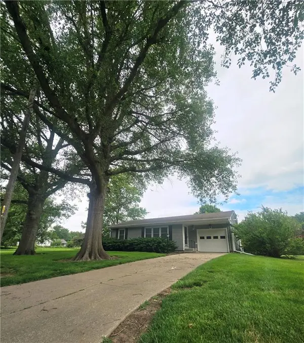 404 Spruce ST, Tarkio, MO 64491