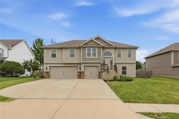 11208 N Manchester AVE, Kansas City, MO 64157