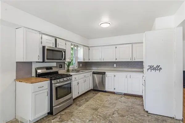 112 Collette ST, Excelsior Springs, MO 64024