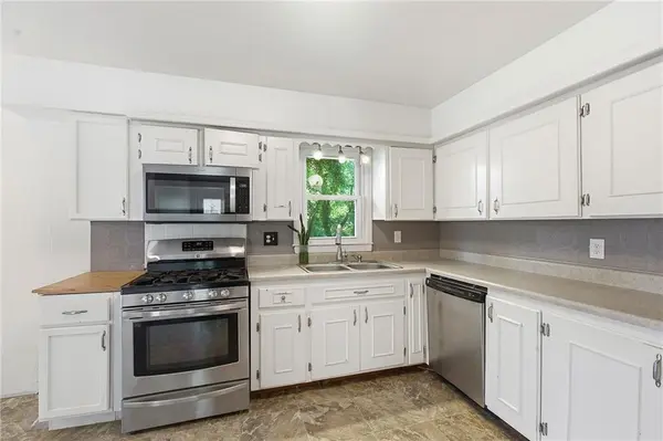 112 Collette ST, Excelsior Springs, MO 64024