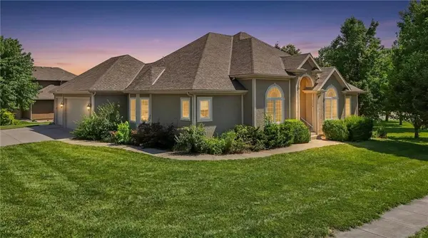 1709 Cambridge CIR,  Kearney,  MO 64060