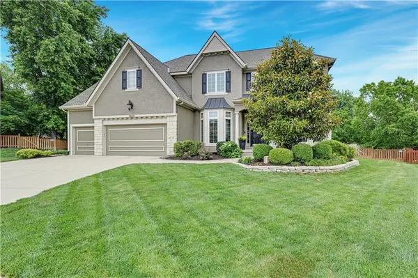 5609 Roundtree ST,  Shawnee,  KS 66226
