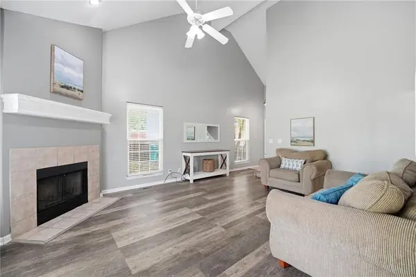 21691 S Main ST, Spring Hill, KS 66083