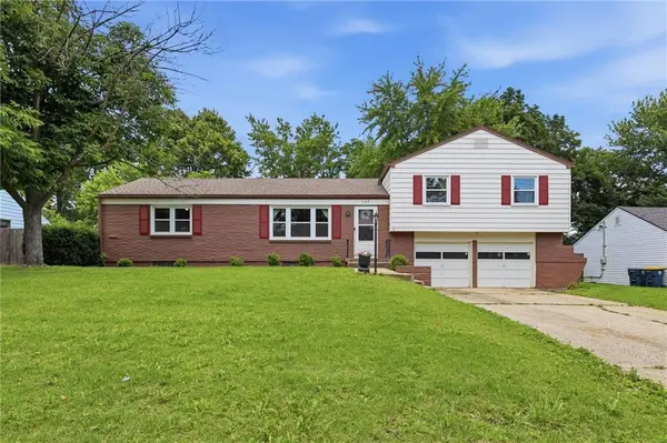 702 W 89TH ST, Kansas City, MO 64114