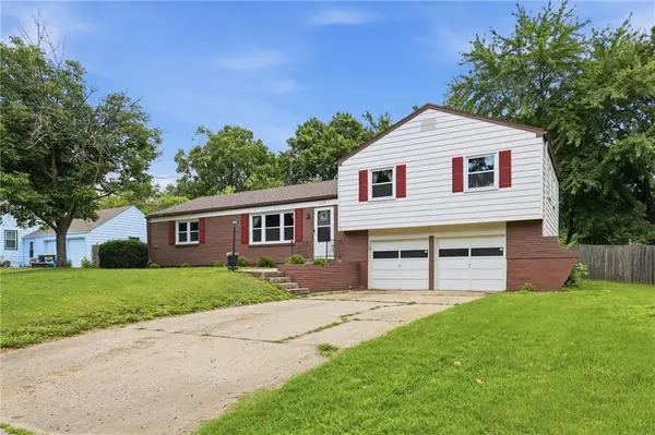 702 W 89TH ST, Kansas City, MO 64114