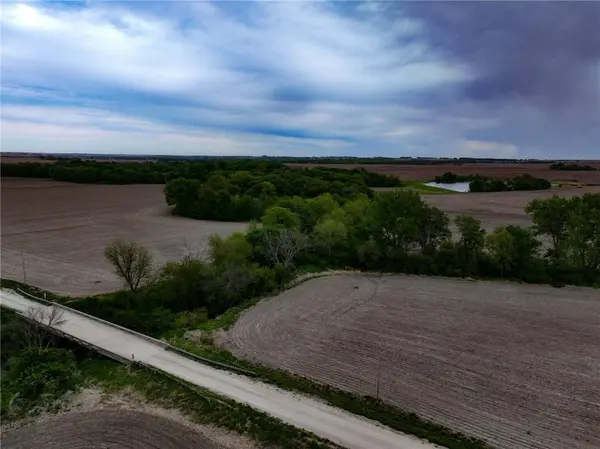 320 th Foxtail RD, Hiawatha, KS 66434