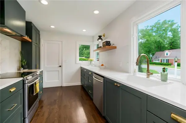 4415 W 53rd TER, Roeland Park, KS 66205