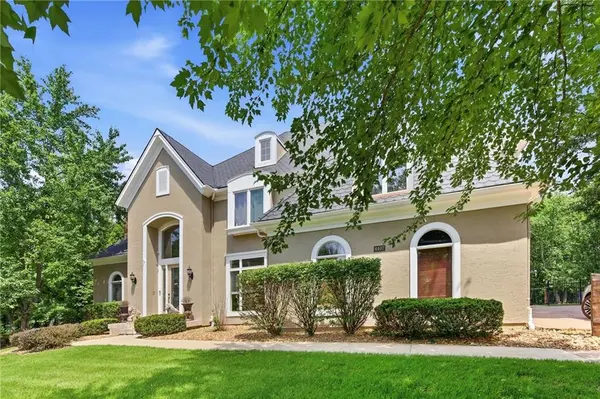 4407 N MULBERRY DR,  Kansas City,  MO 64116