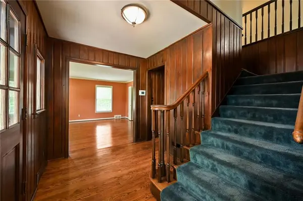 6000 Reinhardt DR, Fairway, KS 66205