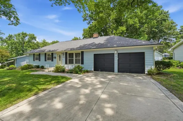 13218 W 96th ST, Lenexa, KS 66215