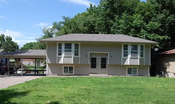 530 Santa Fe ST, Leavenworth, KS 66048