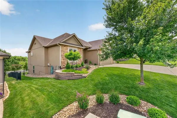 12255 NW Belmont DR, Platte City, MO 64079