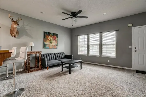 22615 W 76th TER, Shawnee, KS 66227