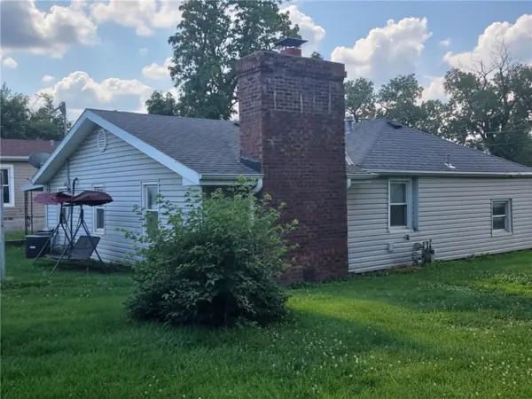 5909 Diagonal RD, St Joseph, MO 64504