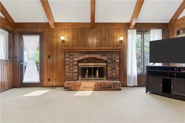 8533 Constance ST, Lenexa, KS 66215