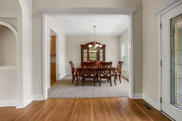 6052 Brownridge ST, Shawnee, KS 66218
