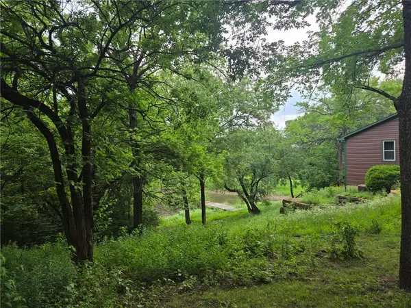 1619 E 318th RD, Lecompton, KS 66050