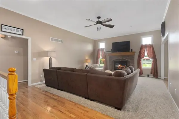 605 W Kirkpatrick ST, Odessa, MO 64076